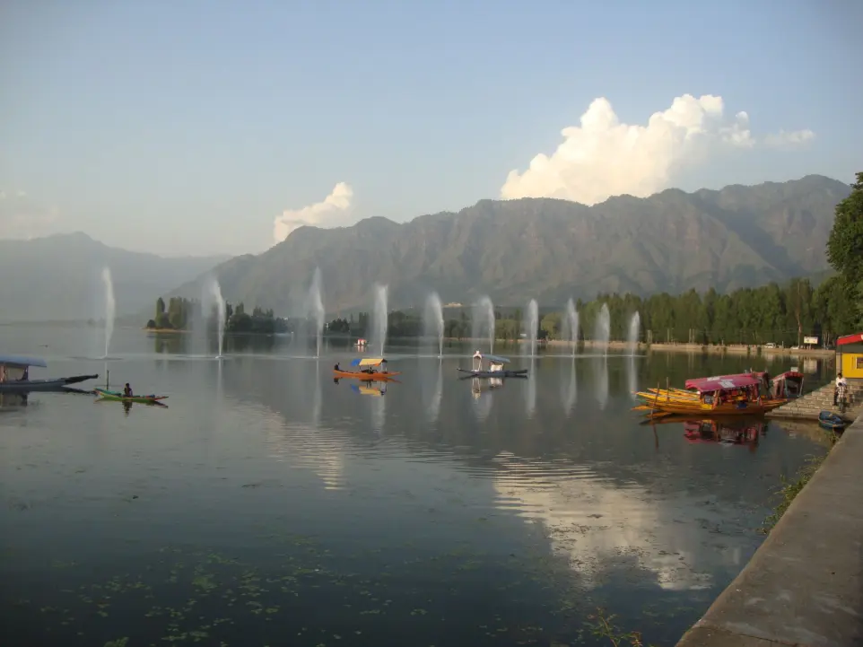 dal lake
